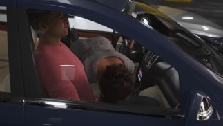 香りのゲームプレイ#06痴女熟女が駐車場で私のペニスを吸いました