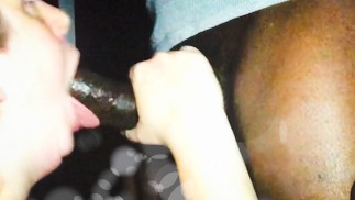 Sloppy throat from thick white milf