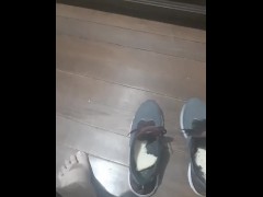 bread inside sneakers - Screenshot 3 of 16 - Food