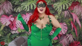 Pamela trasformata in Poison Ivy ANTEPRIMA - BBW Cosplay Trasformazione Fetish - ft Sydney Urla