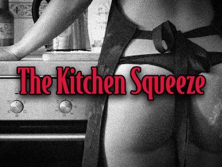 Ściśnięcie w Kuchni (historia Seksu Erotycznego)
