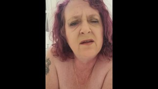 Я буду плеваться на ублюдков до тех пор, пока я не получу ДЕНЬГИ, или вы не кончите !!!!!!!!!