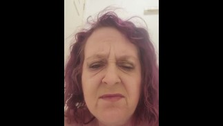 你他妈的只配我把唾沫吐到你的喉咙里!!!!!