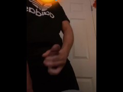 Huge dripping Cumshot because I’m bored 😘