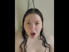 Cum play with me in the shower as i cum for you💦💦. top up view. lots of moaning and cumming...😈
