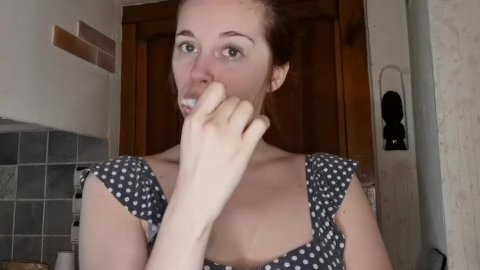 Uvula Tooth Brushing