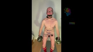 Caged Workout - Webcam show op orders van Keyholder, mond gesnoerd, schok halsband en geil!