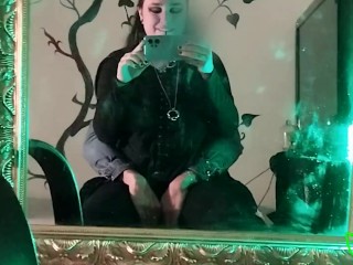 Je Baise Ma Copine Gothique En Face Du Miroir - GreenCatFromHell