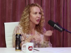 Elaina St. James: Natural Boobs and a Smile