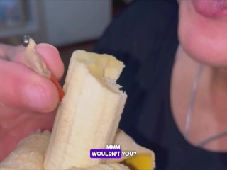 Mia Giantess BBW Eats a Banana with her Tiny