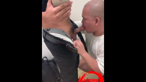 Risky Blowjob in the fitting room with Stranger. | viral chupaan Sa mall with chinitong bagets