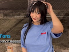 【咪咪寶】等公車時脫內衣，大露奶子！ - Screenshot 5 of 16 - Big Breasts