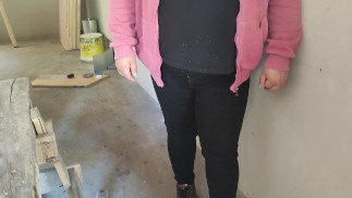 Fat mom rides and shows her ass