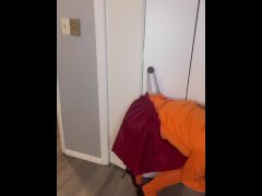 A ghost put Velma in a doorknob wedgie 😱