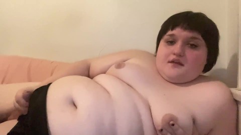 Cute Fat T girl with big tits fucking herself