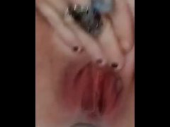 LadyLoveWitch Shaving Her Pussy