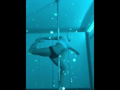 my poledance - Screenshot 11 of 16 - Blonde