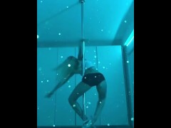 my poledance - Screenshot 14 of 16 - Blonde