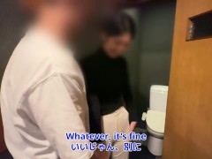 【居酒屋ハメ撮り】ナンパした女と浮気セックス｜即フェラから中出し「彼氏には内緒にして…！」 - Screenshot 4 of 16 - ナンパ