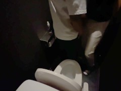 【居酒屋ハメ撮り】ナンパした女と浮気セックス｜即フェラから中出し「彼氏には内緒にして…！」 - Screenshot 9 of 16 - ナンパ