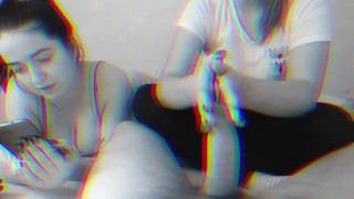巨乳のセクシーなウクライナの女の子がチンポをしゃぶる - イマラチオを含むダブルフェラ 3D バージョン
