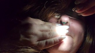 🤩 Charging my Glow in the Dark Nose Ring and Nails!!! 💚