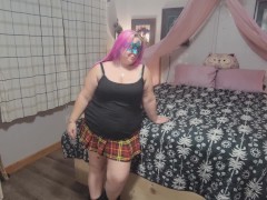 Sexy Milf  Fucks the Cleaner - Screenshot 2 of 16 - Sex For Service