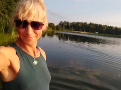 Купаюсь в озере в спортивной одежде на закате...Мокрые леггинсы и майка... - Screenshot 5 of 16 - Leggings
