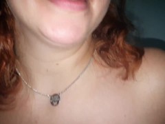 She tests her new shorts with her pussy showing, camel toe