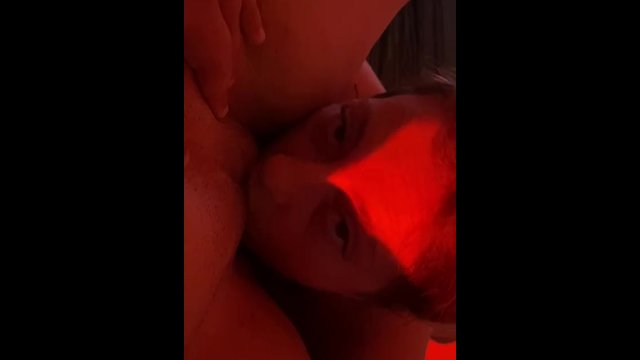 Lesbian Eating Wet Pussy Sucking Clit And Sucks Toes