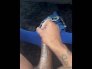 ArQuez Cums in Shorts