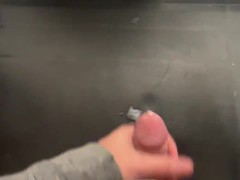 Workplace fun - Screenshot 14 of 16 - Sneaking Around