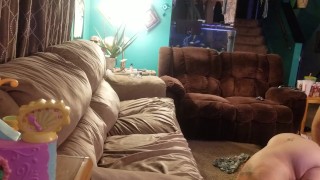 GILFJai se fait pilonner dans le canapé