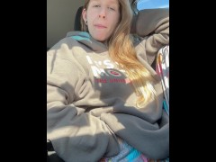 Orgasm In My Car - Screenshot 1 of 16 - Milf