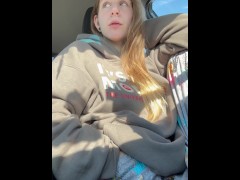 Orgasm In My Car - Screenshot 4 of 16 - Hot Blonde