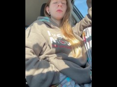 Orgasm In My Car - Screenshot 6 of 16 - Milf