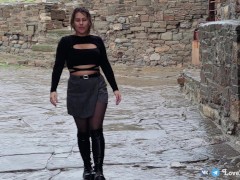 Незнакомка отсосала мне на экскурсии в старой крепости. Секс на улице, в общественном месте - Screenshot 14 of 16 - Public Place