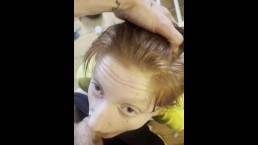 Украинская красавица обожает, как папочка жестко и безжалостно трахает ее в рот