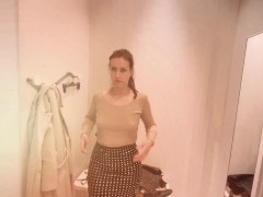Just shopping - Screenshot 16 of 16 - Outside