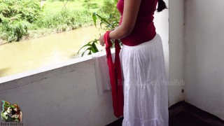 බොඩිමට අලුතෙන් ආපු ඩිවෝස් එකී sri lankan outdoor sex fucking with My new Neighbor xxx