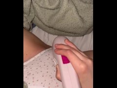 Solo female loud moaning orgasm with back massager (OF:thankgodforstrippersxxx)