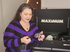 Découvre ce qui se cache dans mon coffre à jouet personnel!