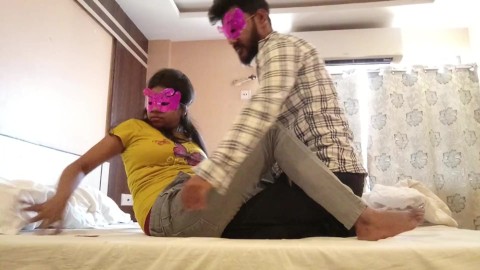 Romántico seduciendo sexo apasionado en hd con hindi claro audio caliente sexy chica follada por su novio