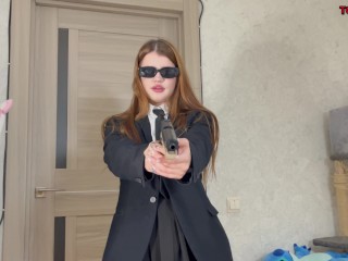 ⑤特务会凭鸡巴的味道认出站在她面前的外星人吗？👽