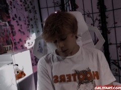 Hooters boy holds in his moans while edging 🦉 11/16