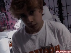 Hooters boy holds in his moans while edging 🦉 13/16