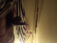 Upside down nut job