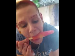 I love these popsicles so juicy and yummy! Part.2.