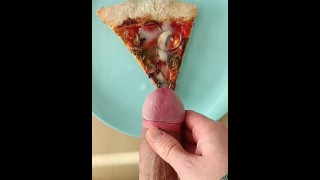 Auf Pizza abgespritzt