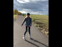 ROLLERS sunny day - Screenshot 13 of 16 - Blonde
